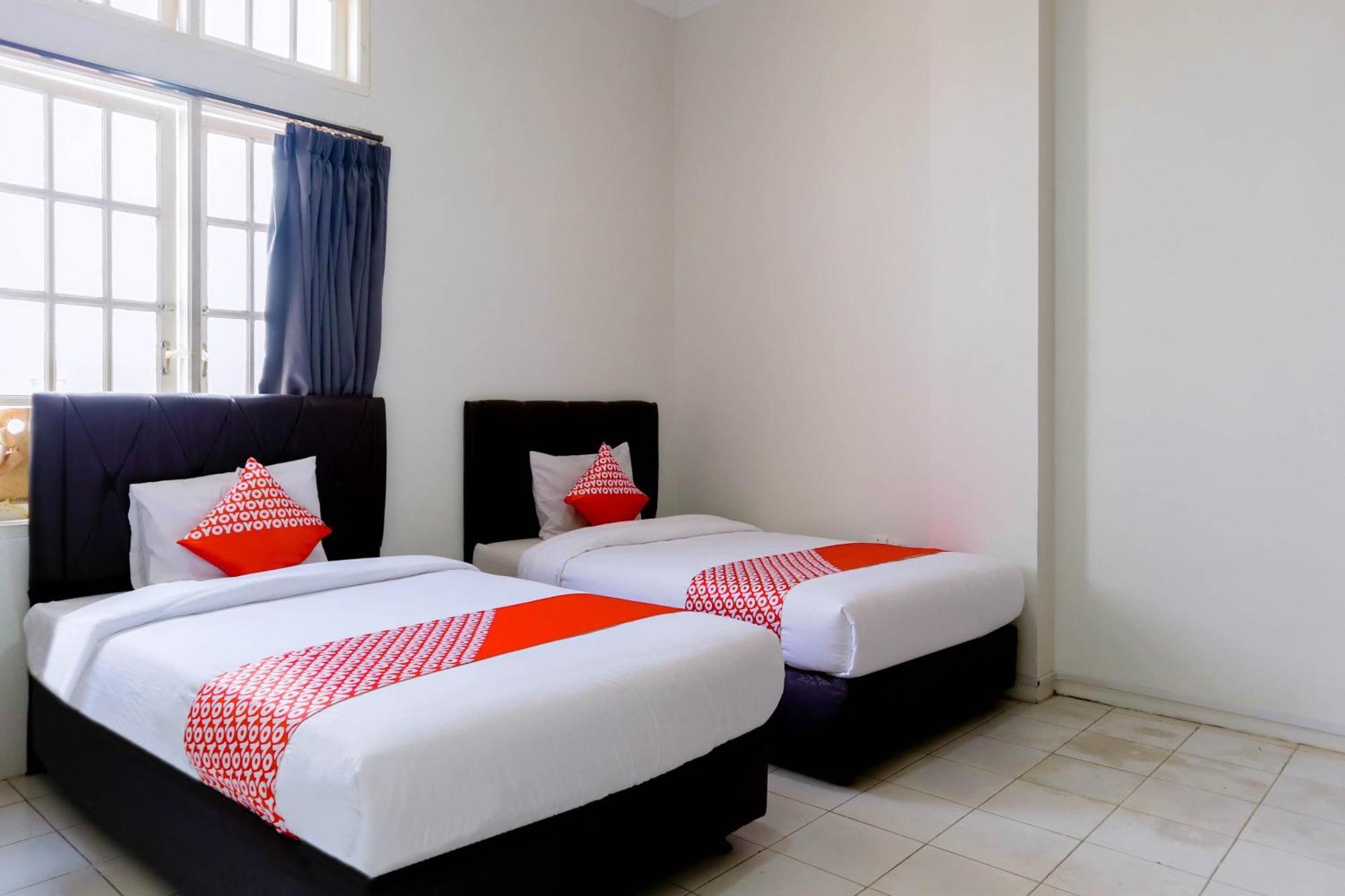 Oyo 1111 Pasar Baru Inn 雅加达 外观 照片