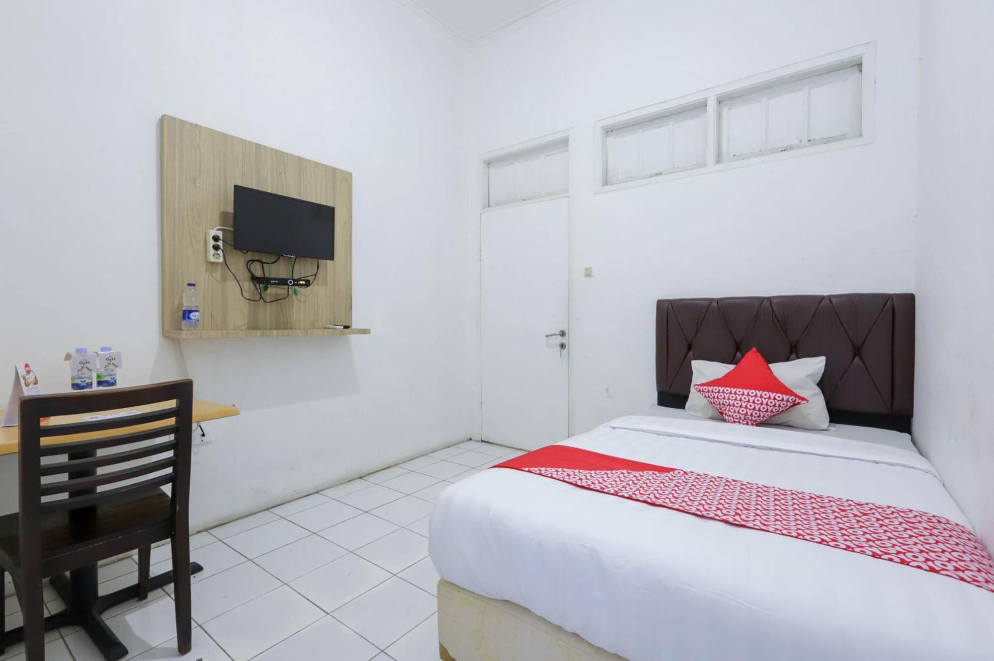 Oyo 1111 Pasar Baru Inn 雅加达 外观 照片