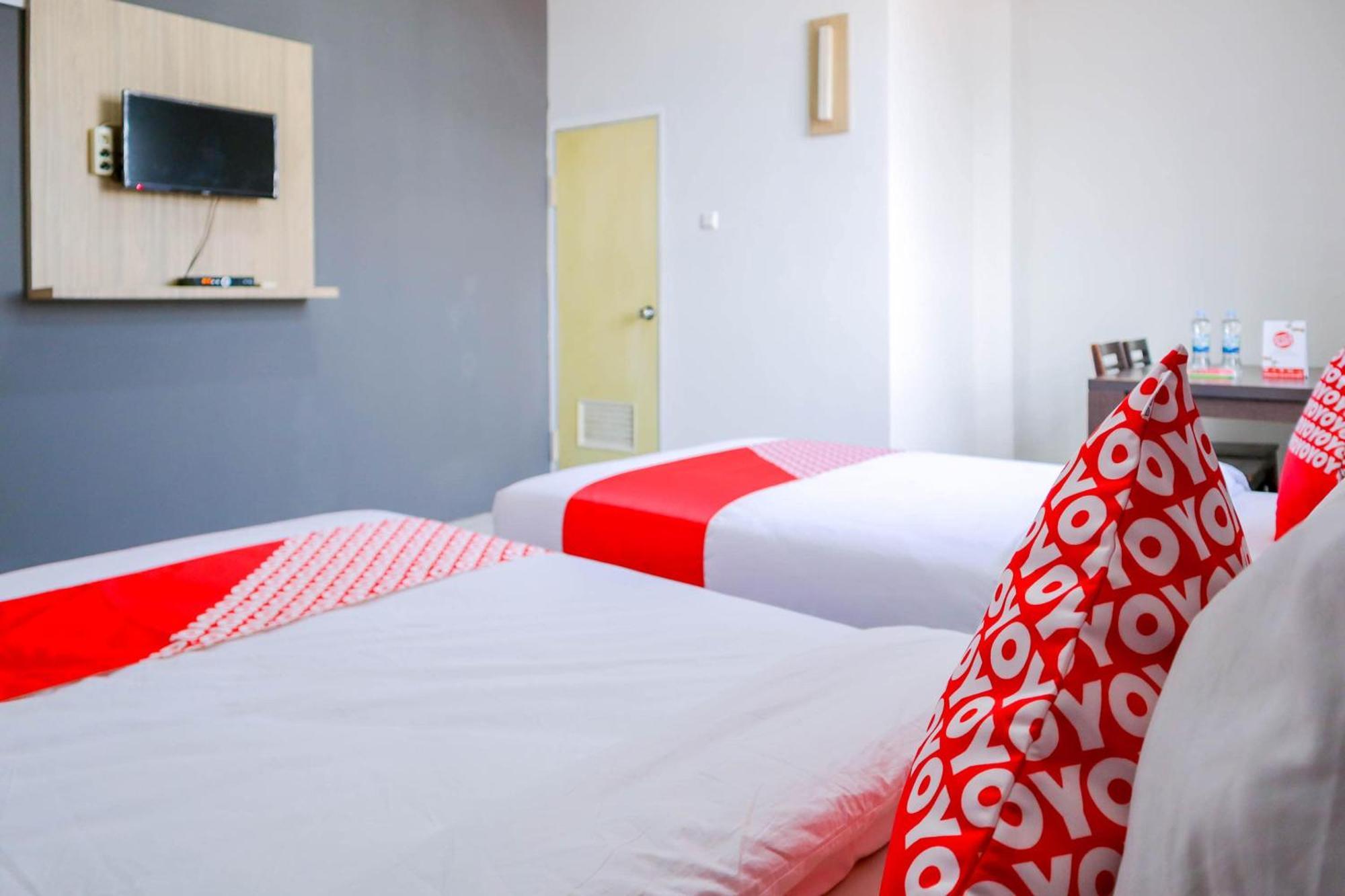Oyo 1111 Pasar Baru Inn 雅加达 外观 照片