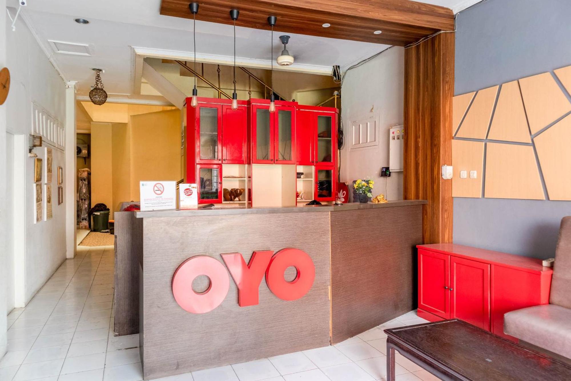 Oyo 1111 Pasar Baru Inn 雅加达 外观 照片