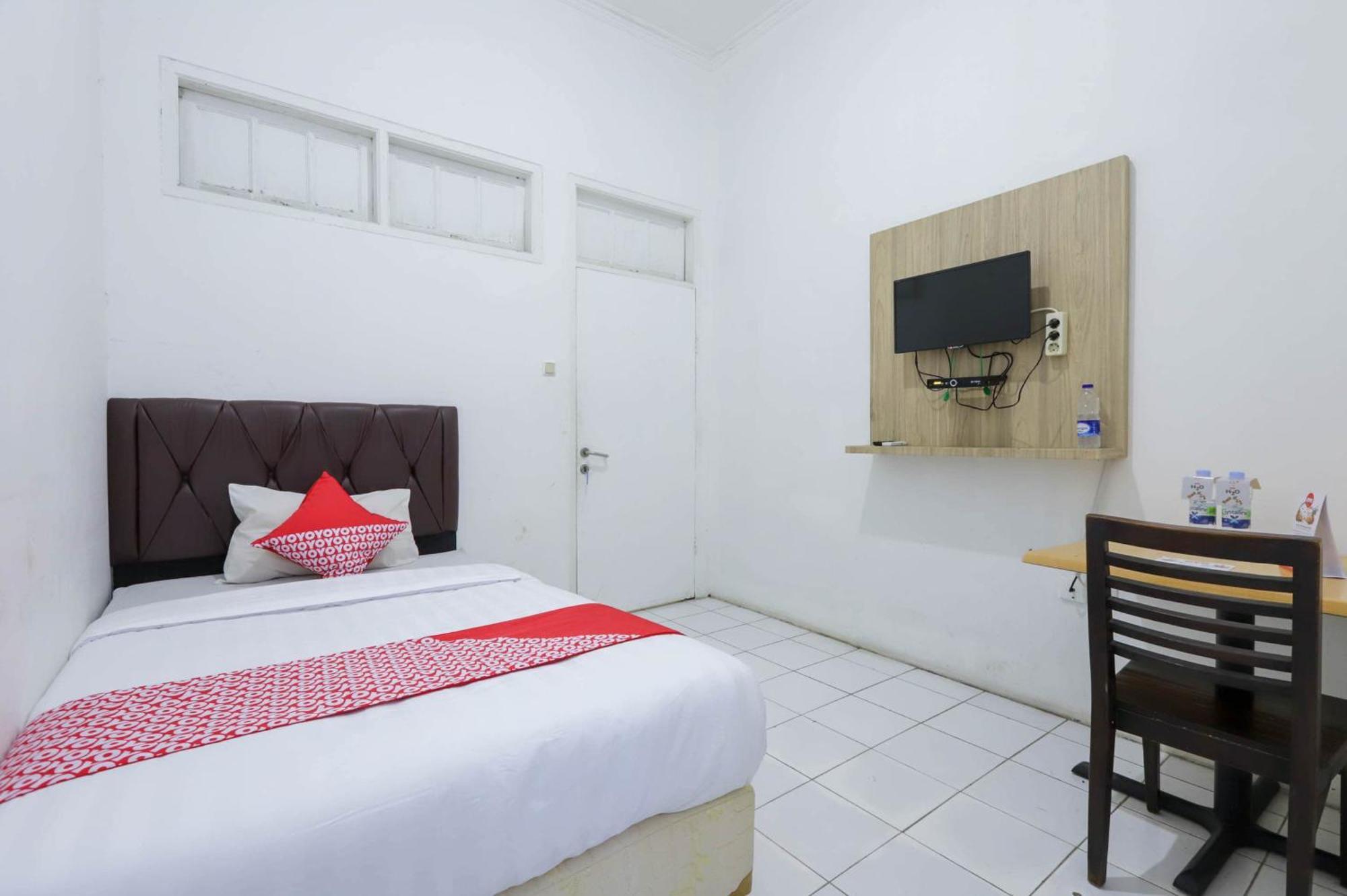Oyo 1111 Pasar Baru Inn 雅加达 外观 照片