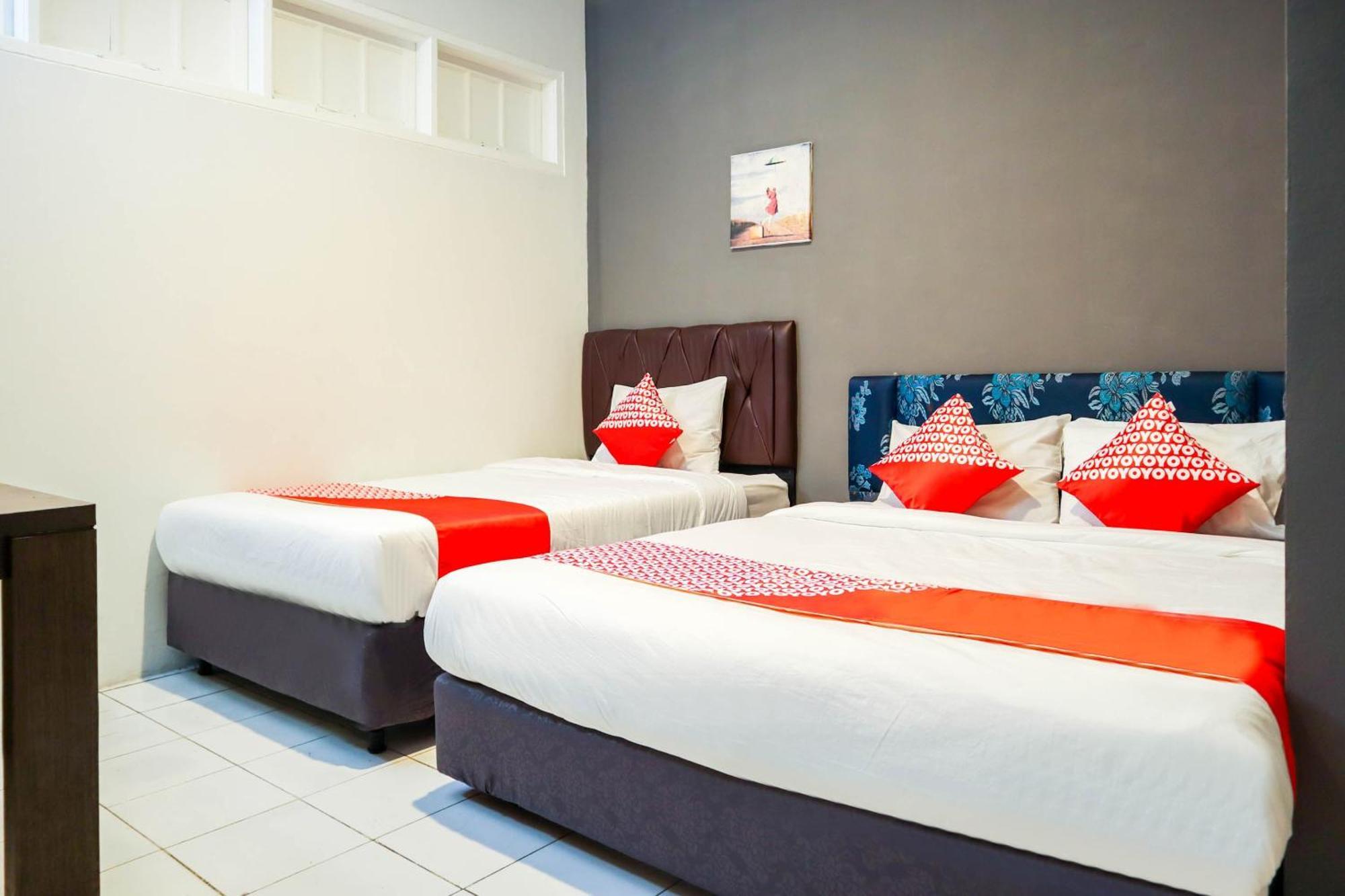 Oyo 1111 Pasar Baru Inn 雅加达 外观 照片