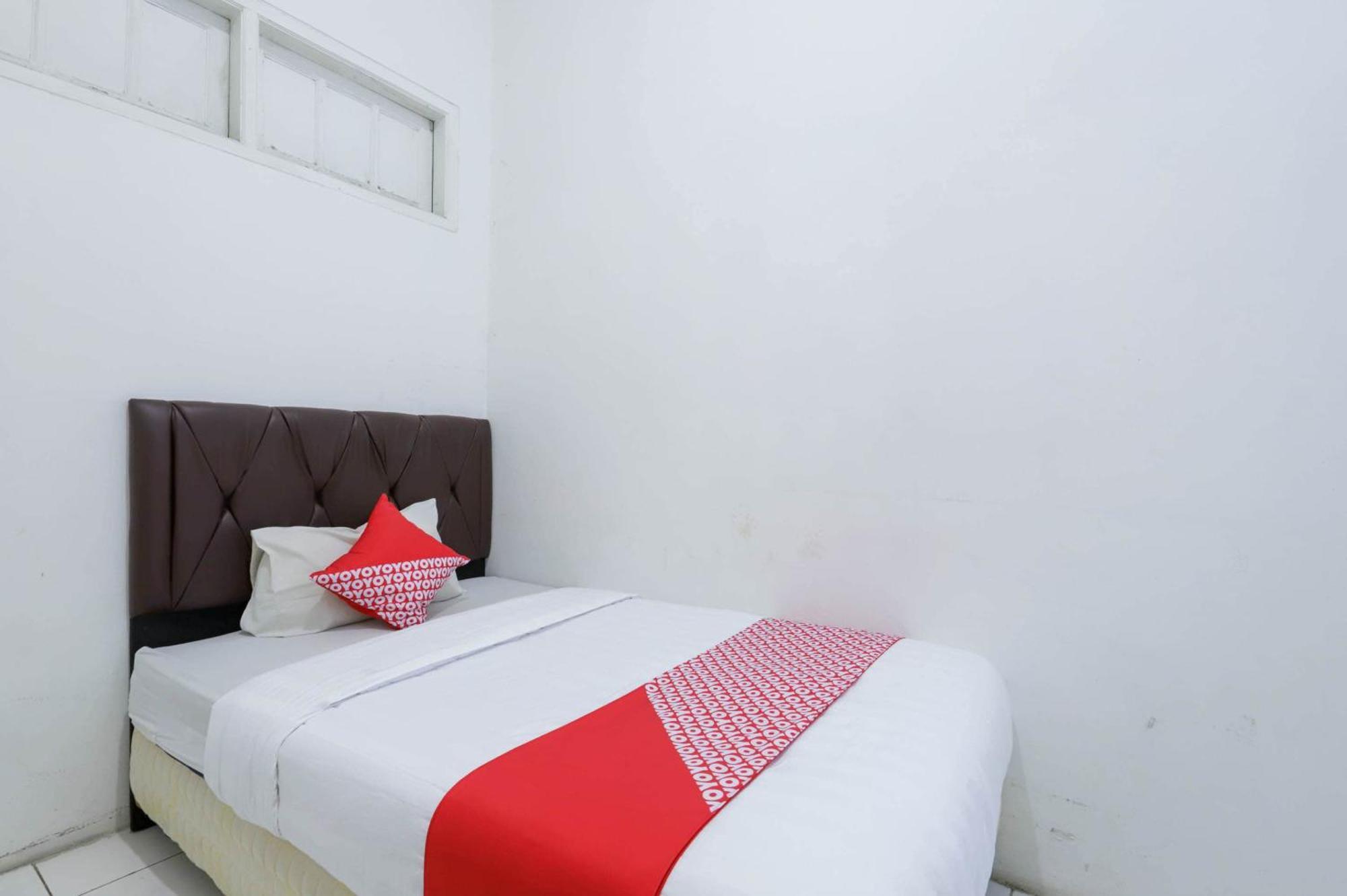 Oyo 1111 Pasar Baru Inn 雅加达 外观 照片